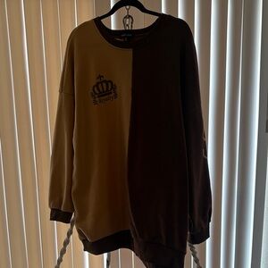 New Look Two-Tone Black and Brown Crewneck Sweater
